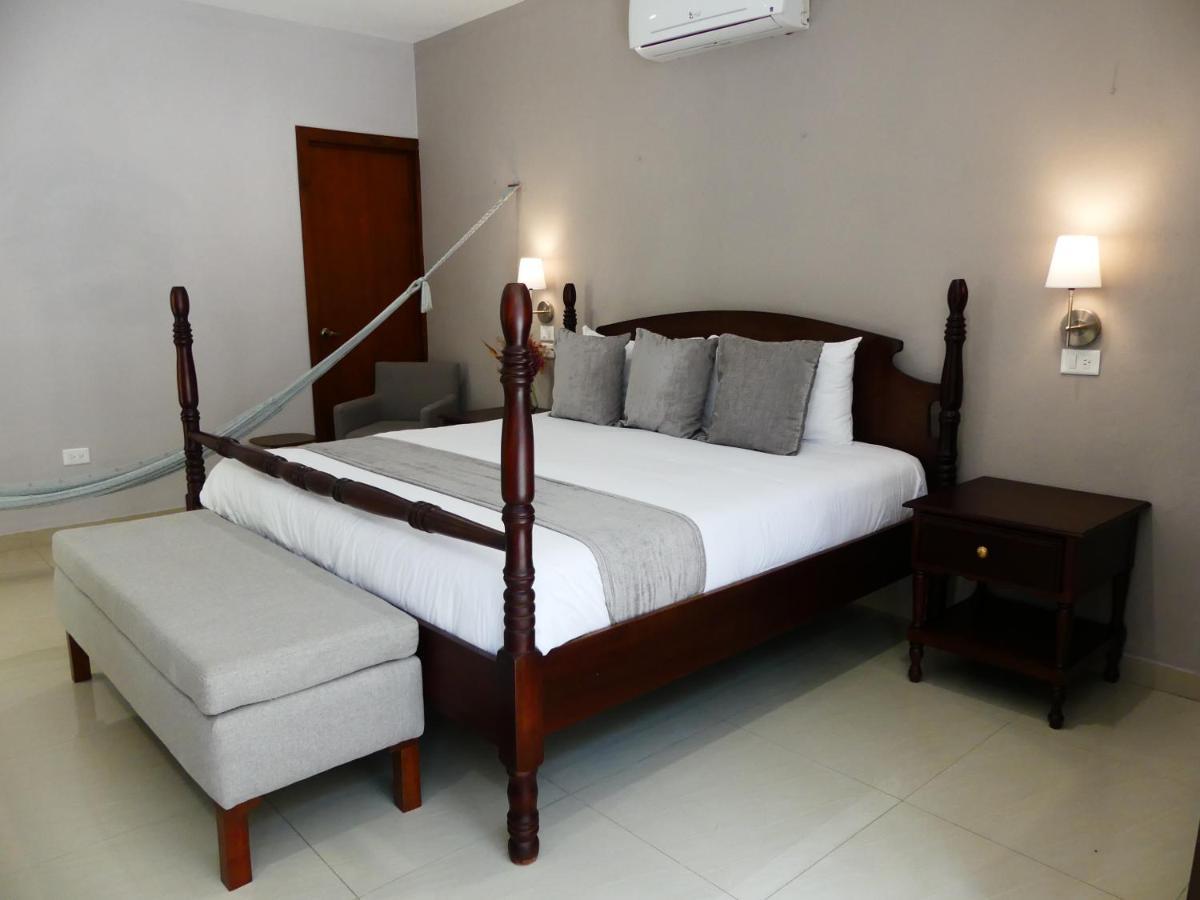 Casa Valladolid Boutique Hotel Екстериор снимка
